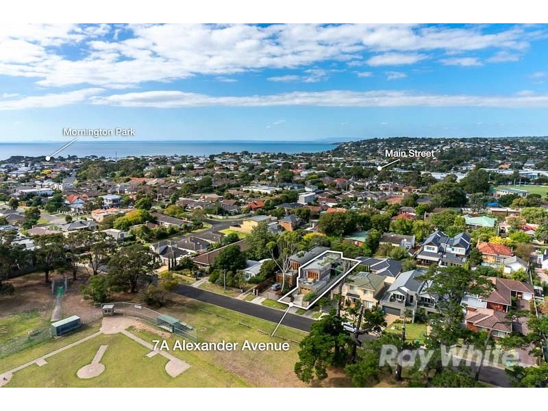 7A Alexander Avenue, Mornington VIC 3931