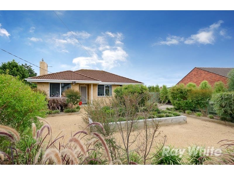 21 Karella Crescent, Mornington VIC 3931