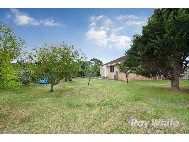 21 Karella Crescent, Mornington VIC 3931