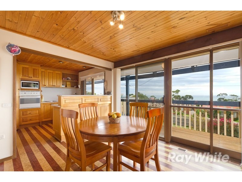 10 Jackson Street, Mount Martha VIC 3934