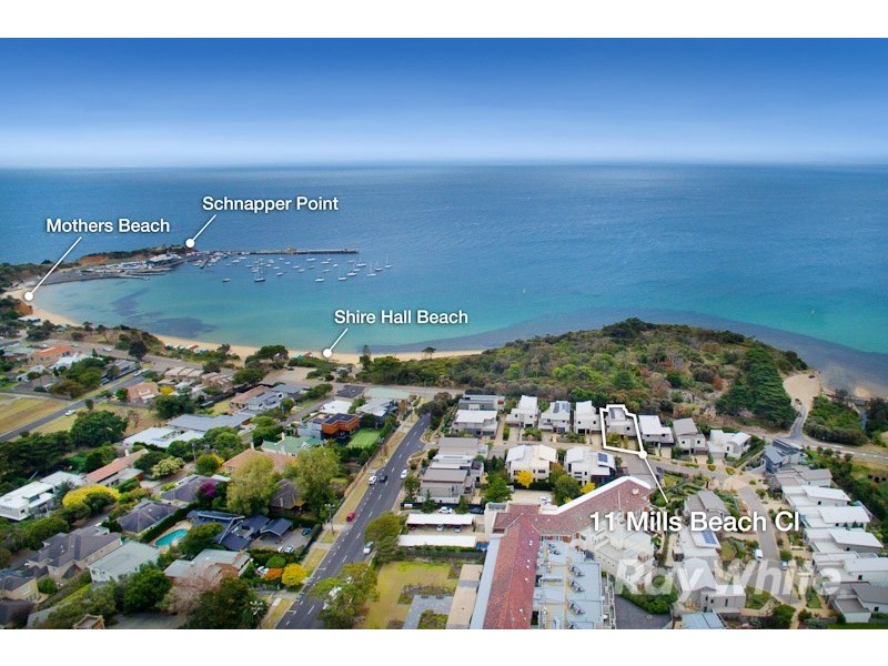 11 Mills Beach Close, Mornington VIC 3931