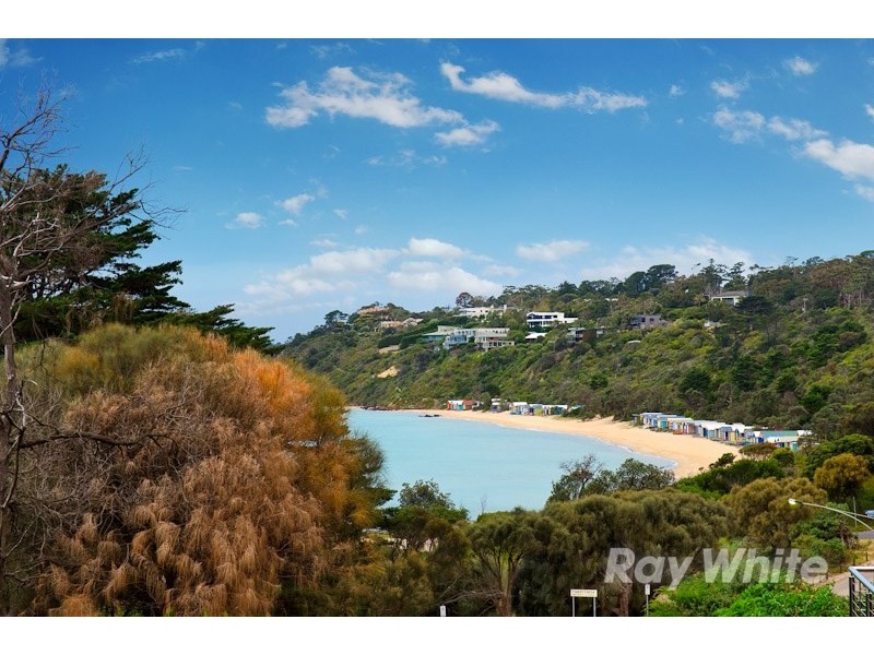 11 Mills Beach Close, Mornington VIC 3931