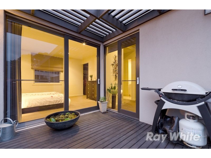 11 Mills Beach Close, Mornington VIC 3931