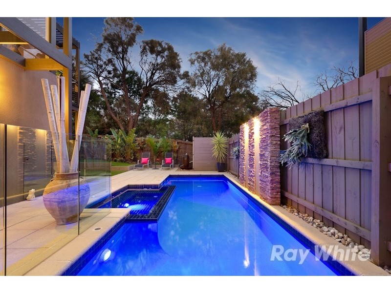 11 Mills Beach Close, Mornington VIC 3931