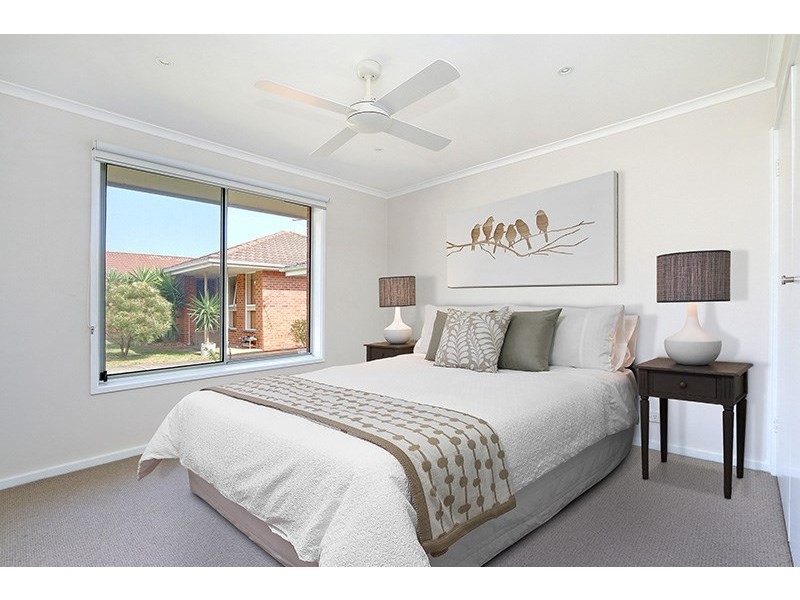 4/16-20 Johns Road, Mornington VIC 3931