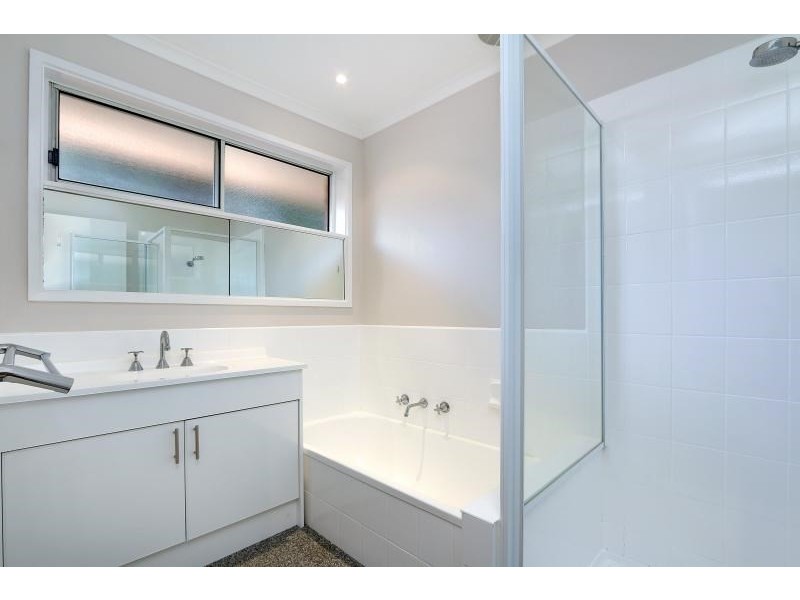 4/16-20 Johns Road, Mornington VIC 3931