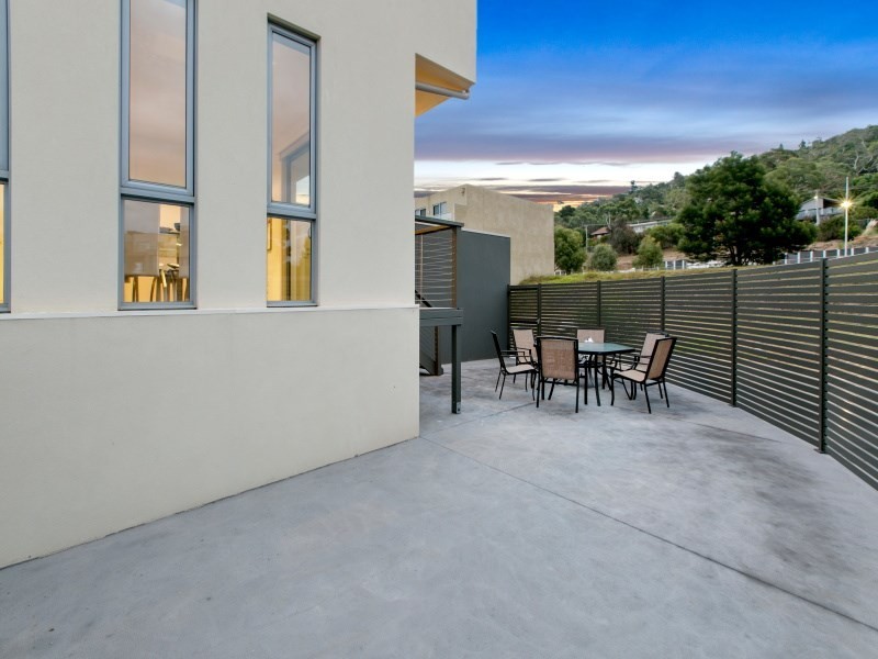 4 Spinnaker Terrace, Safety Beach VIC 3936