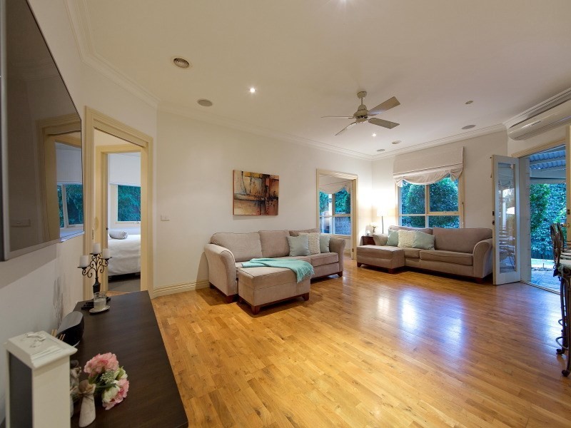 10 Peppermint Place, Somerville VIC 3912