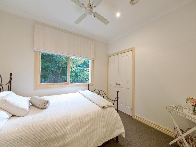 10 Peppermint Place, Somerville VIC 3912