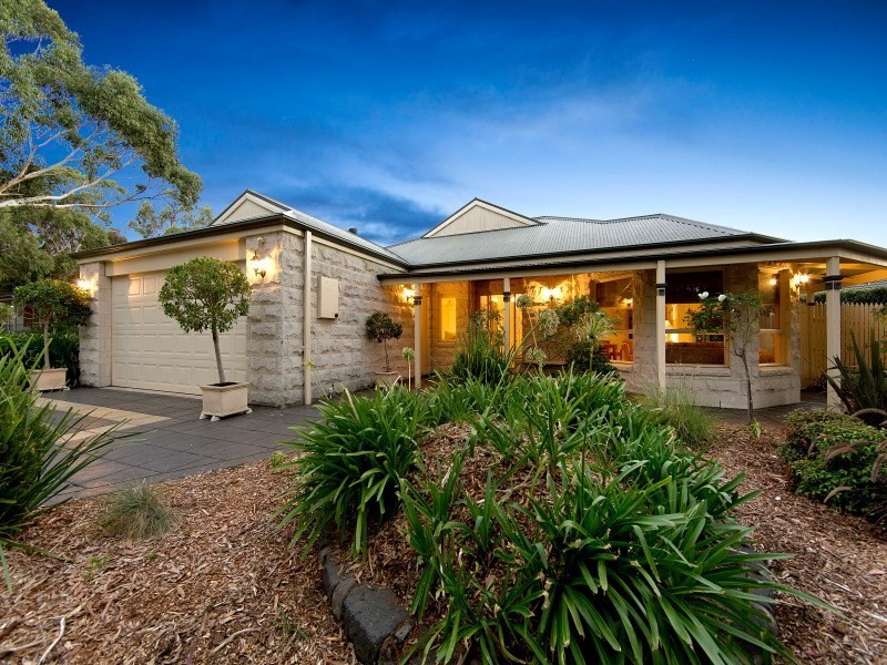 10 Peppermint Place, Somerville VIC 3912