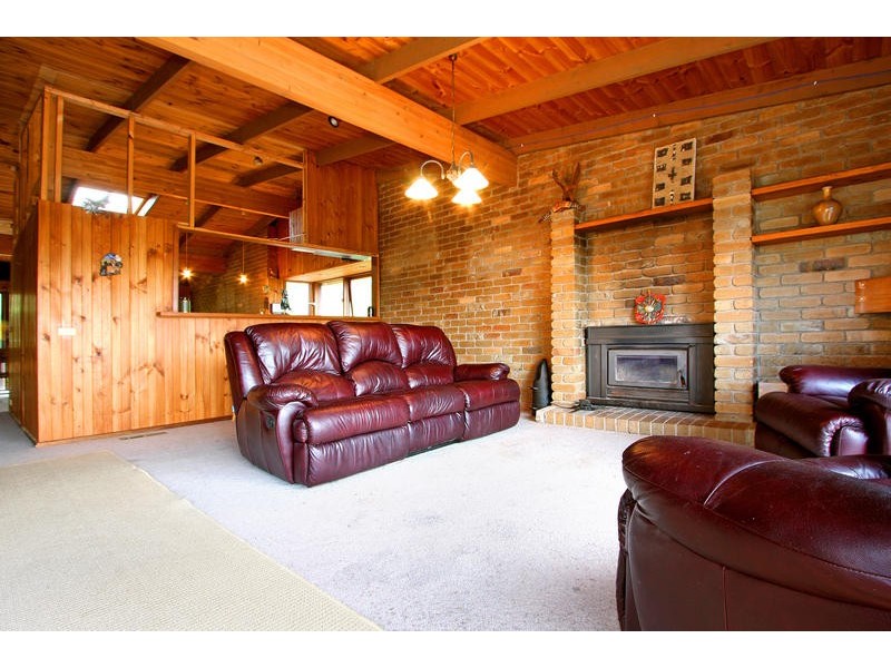 63 Ellerina Road, Mount Martha VIC 3934