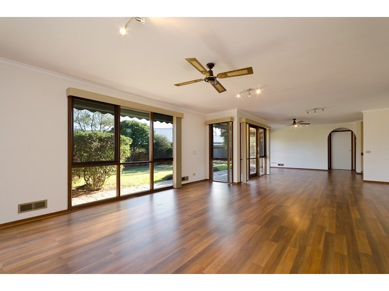 31 Thurloo Drive, Safety Beach VIC 3936