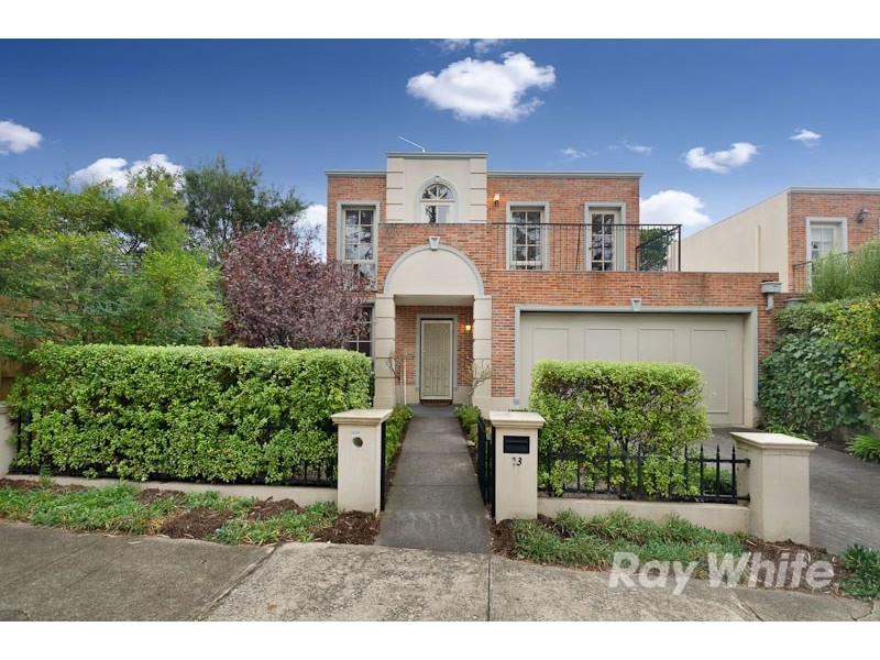 73 Hampden Street, Mornington VIC 3931