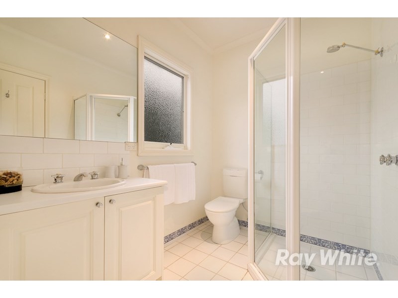73 Hampden Street, Mornington VIC 3931