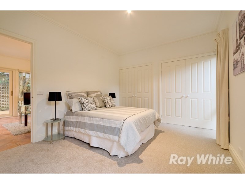 73 Hampden Street, Mornington VIC 3931