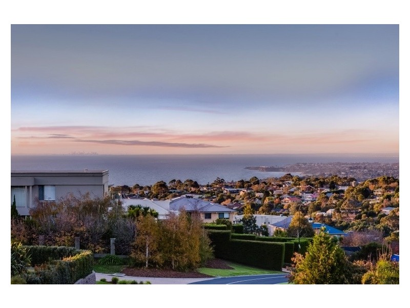 3 Hove Road, Mount Martha VIC 3934