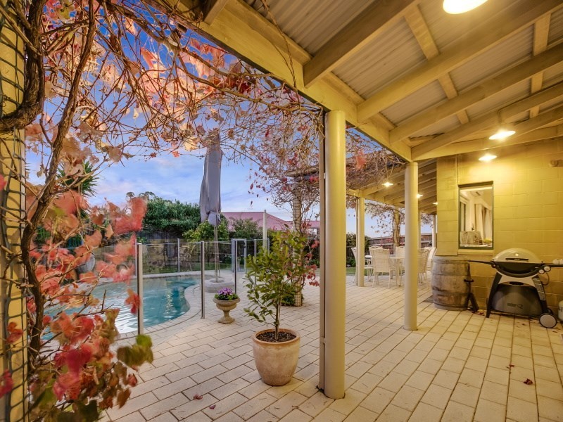 3 Hove Road, Mount Martha VIC 3934