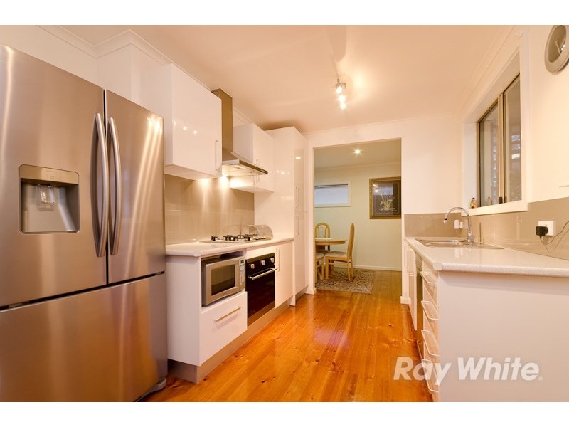 9 Berry Close, Mornington VIC 3931