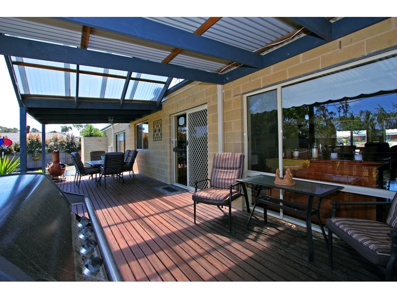 75 Balcombe Drive, Mount Martha VIC 3934