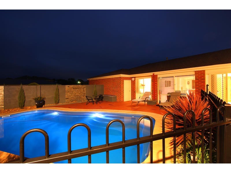 9 Balcombe Drive, Mount Martha VIC 3934