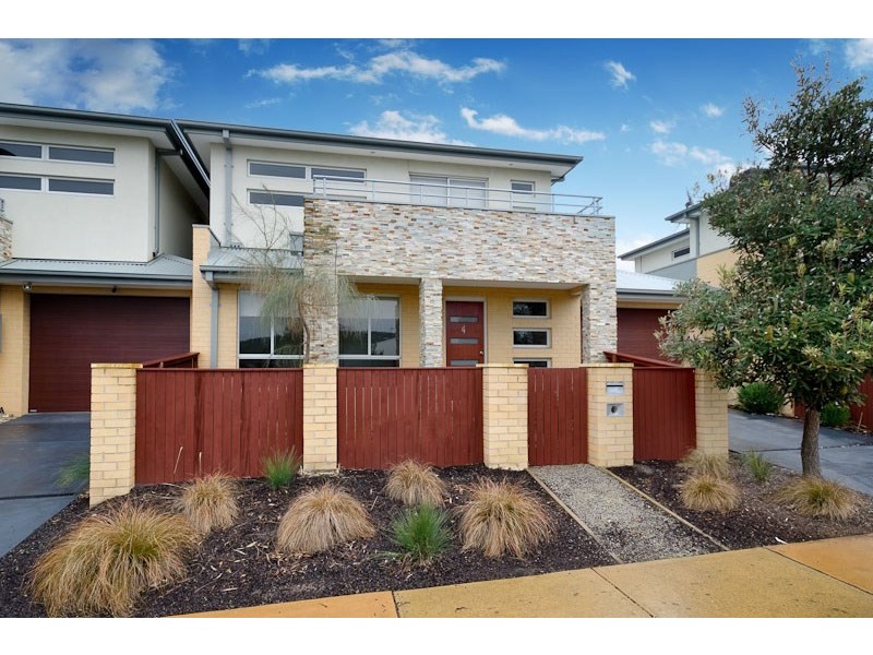 4 Vere Street, Safety Beach VIC 3936