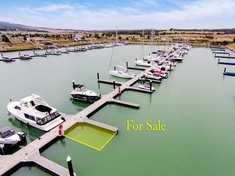 Lot B5042 Martha Cove Water Way, Safety Beach VIC 3936