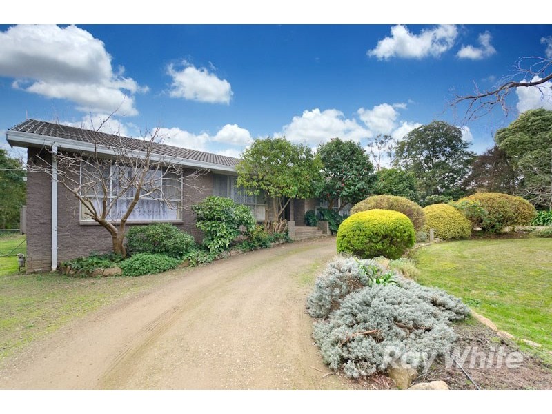 99 Bellbird Road, Mount Eliza VIC 3930