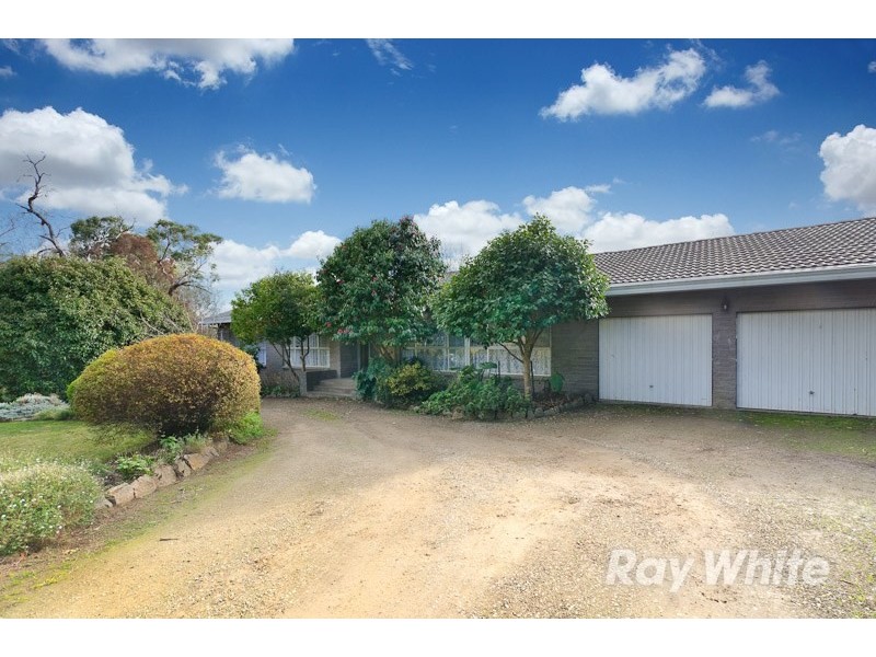 99 Bellbird Road, Mount Eliza VIC 3930