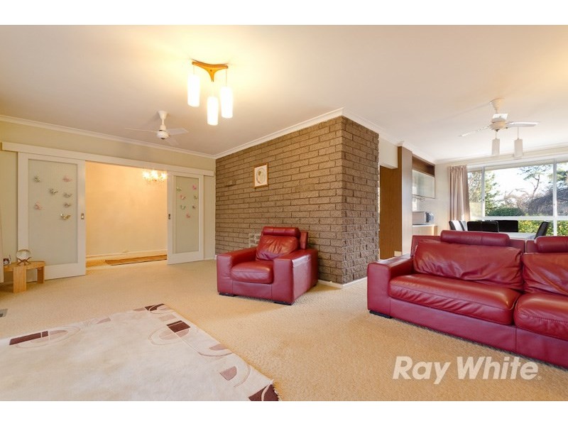 99 Bellbird Road, Mount Eliza VIC 3930