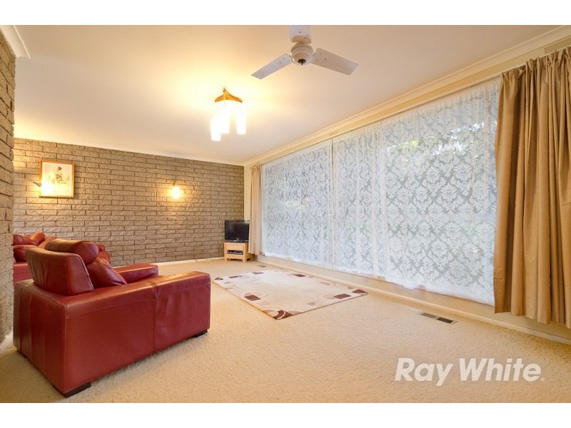 99 Bellbird Road, Mount Eliza VIC 3930