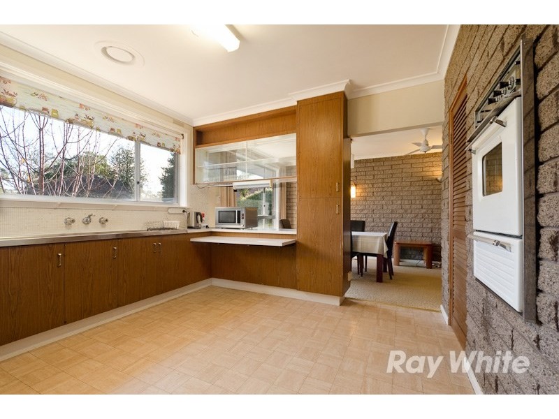 99 Bellbird Road, Mount Eliza VIC 3930