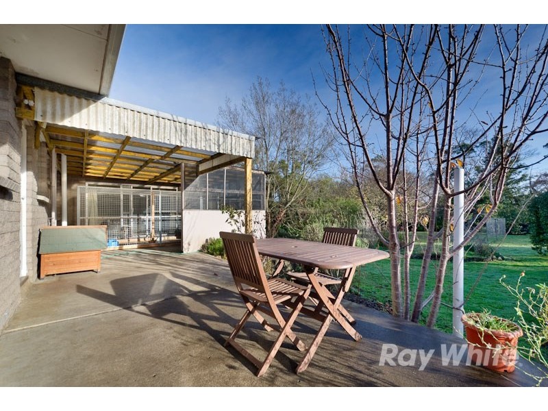 99 Bellbird Road, Mount Eliza VIC 3930