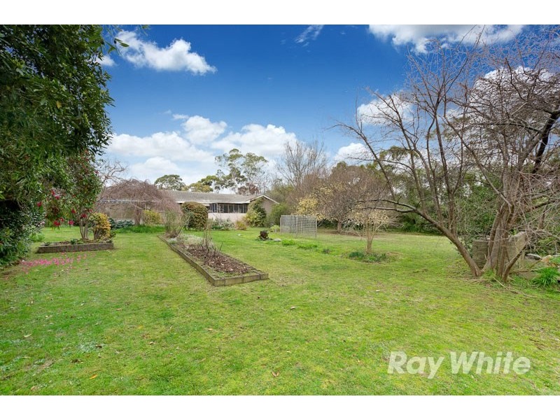 99 Bellbird Road, Mount Eliza VIC 3930