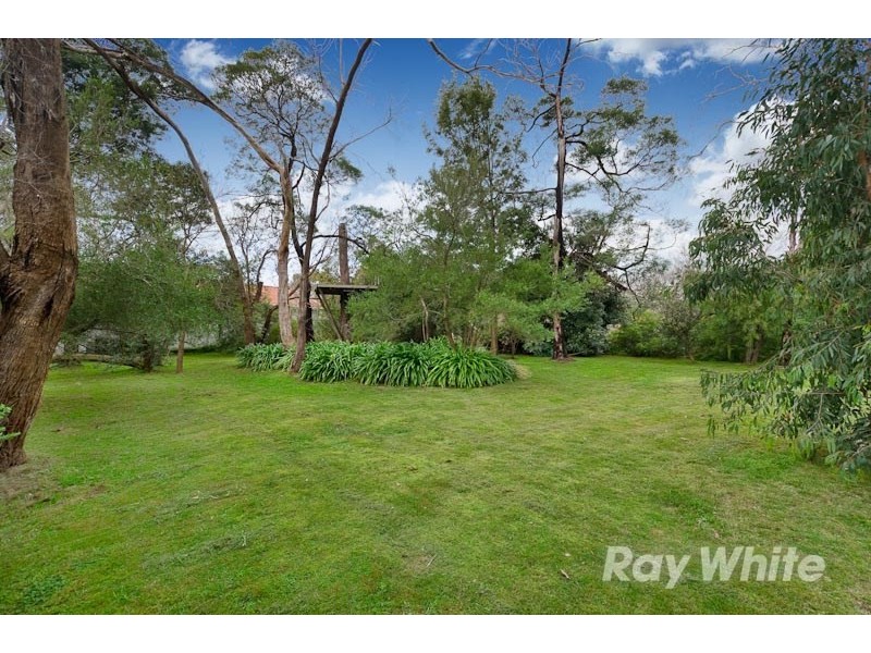 99 Bellbird Road, Mount Eliza VIC 3930