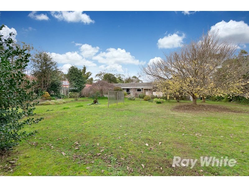 99 Bellbird Road, Mount Eliza VIC 3930