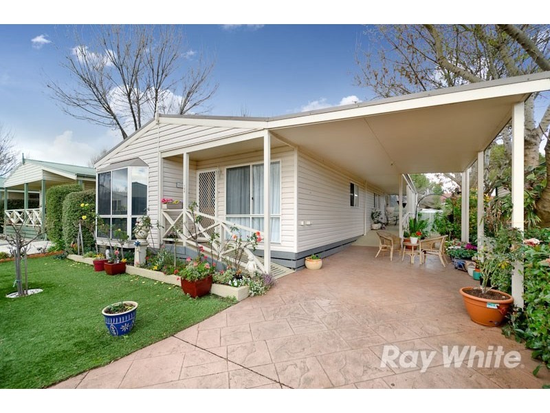 156/98 Bungower Road, Mornington VIC 3931