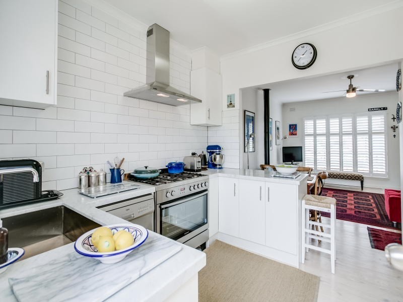 9/5 Barkly Street, Mornington VIC 3931