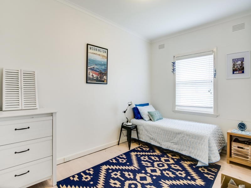 9/5 Barkly Street, Mornington VIC 3931