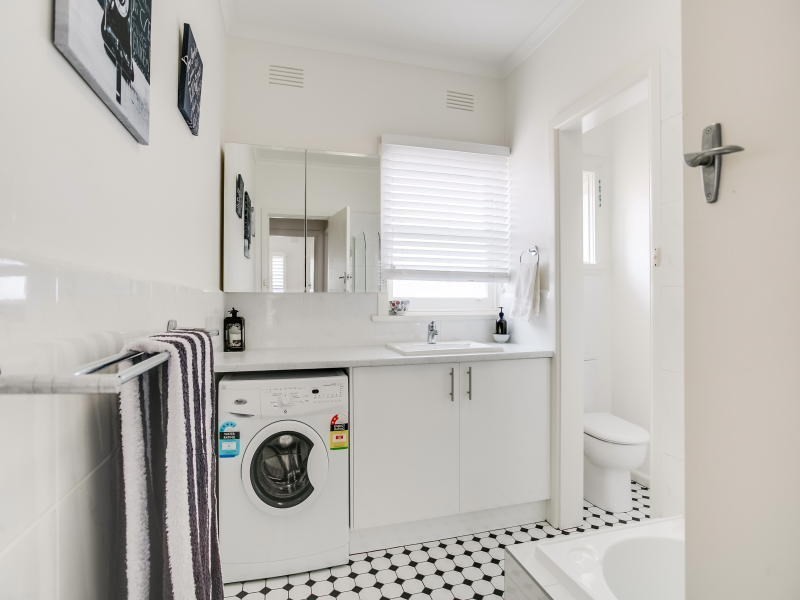 9/5 Barkly Street, Mornington VIC 3931