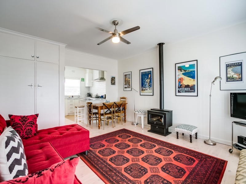 9/5 Barkly Street, Mornington VIC 3931