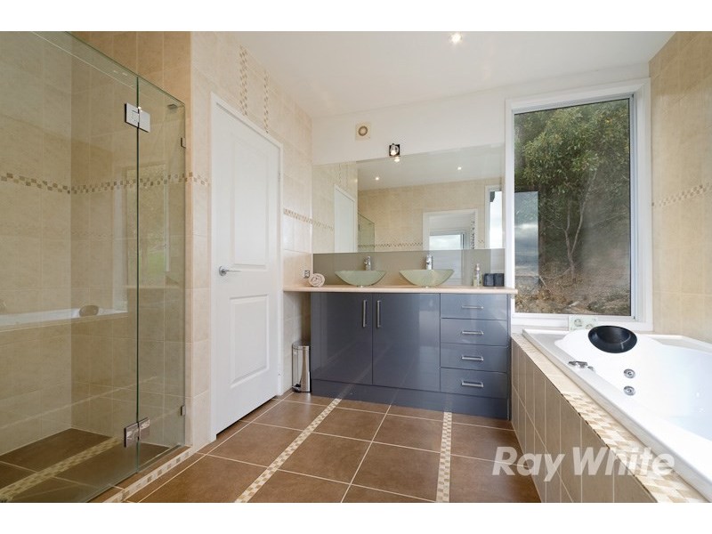 31 Cook Street, Mccrae VIC 3938