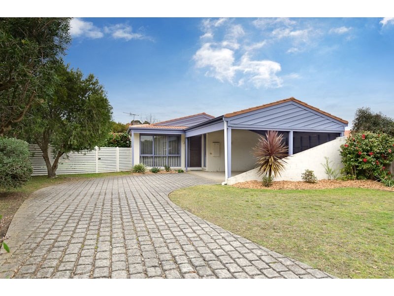 7 Wallace Place, Mount Martha VIC 3934