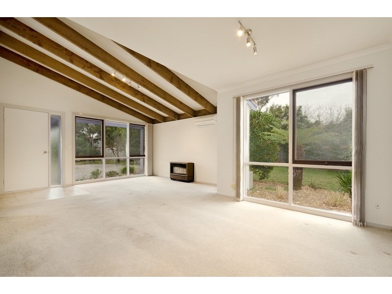 7 Wallace Place, Mount Martha VIC 3934