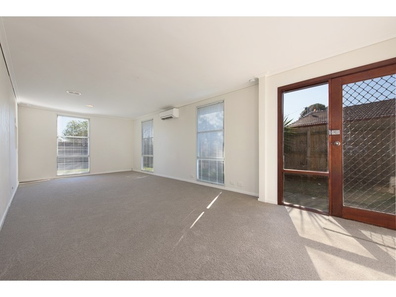 62 Robertson Drive, Mornington VIC 3931