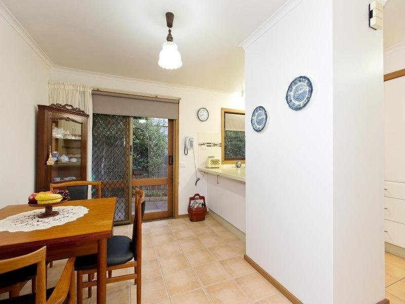 2/16 Murray Street, Mornington VIC 3931