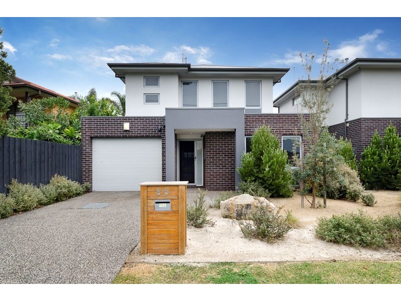 85 Seaview Avenue, Safety Beach VIC 3936