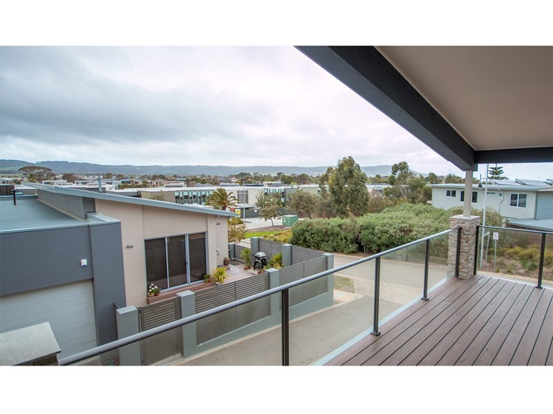 91 Helm Avenue, Safety Beach VIC 3936