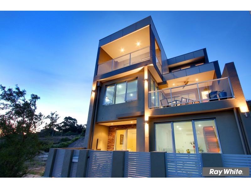 22 Spinnaker Terrace, Safety Beach VIC 3936