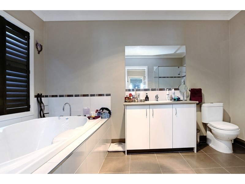 17 Orchard Grove, Tyabb VIC 3913