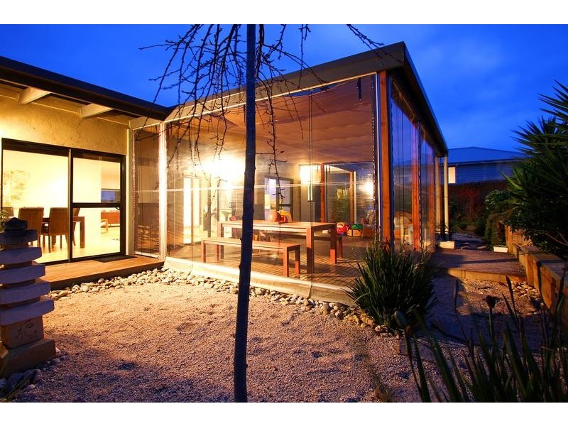 9 Cambridge Court, Mornington VIC 3931